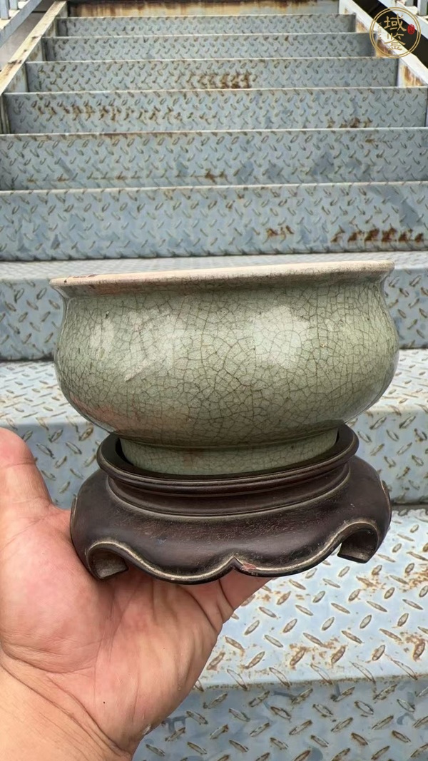 古玩陶瓷綠哥釉香爐真品鑒賞圖