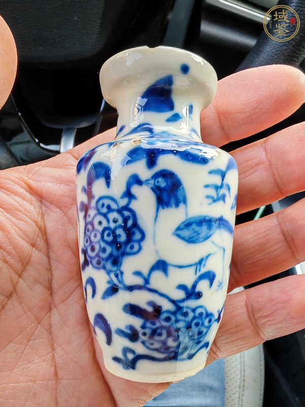 古玩陶瓷青花花鳥紋小瓶真品鑒賞圖