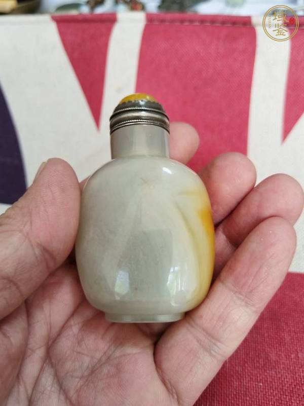 古玩雜項(xiàng)瑪瑙鼻煙壺真品鑒賞圖