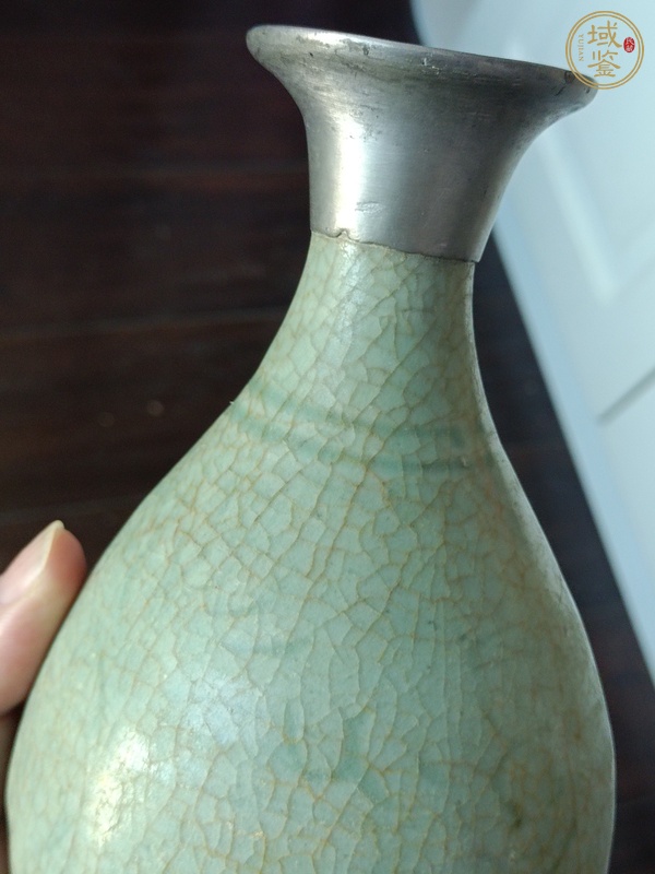 古玩陶瓷龍泉青瓷玉壺春瓶真品鑒賞圖