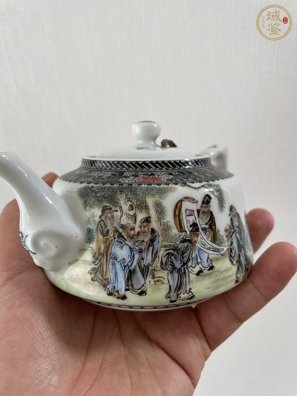 古玩陶瓷粉彩人物故事壺真品鑒賞圖