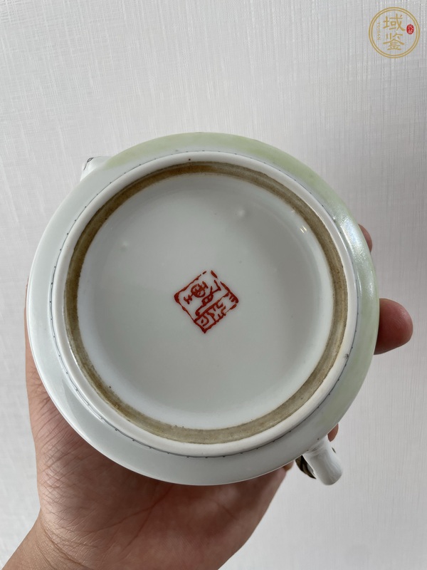 古玩陶瓷粉彩人物故事壺真品鑒賞圖