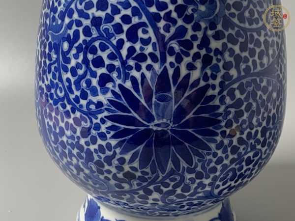 古玩陶瓷晚清期·青花纏枝花卉紋蓮子尊真品鑒賞圖