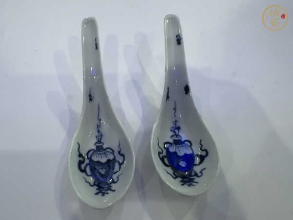古玩陶瓷博古圖青花湯勺真品鑒賞圖