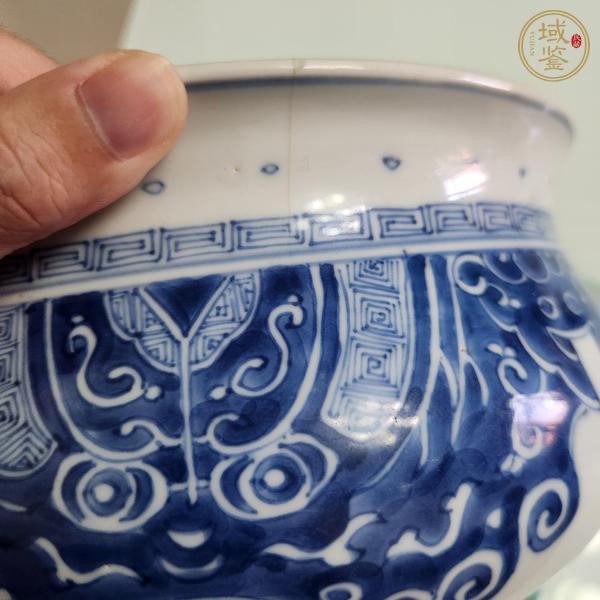 古玩陶瓷康熙青花饕餮紋香爐真品鑒賞圖