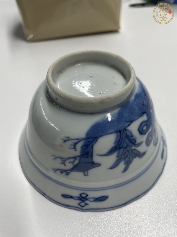 古玩陶瓷清乾隆洞石花蝶紋蓋碗一套真品鑒賞圖