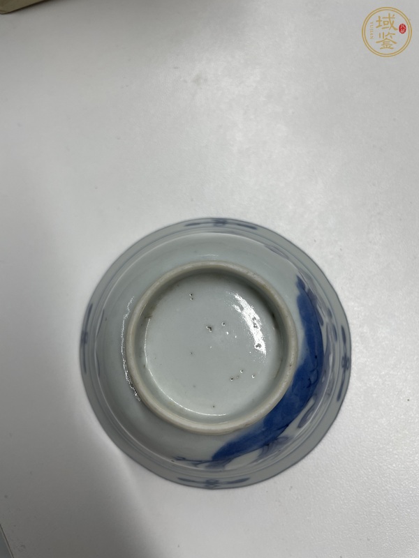 古玩陶瓷清乾隆洞石花蝶紋蓋碗一套真品鑒賞圖