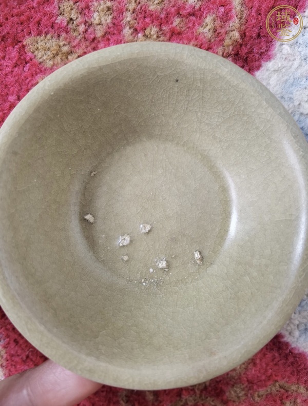 古玩陶瓷龍泉青瓷米黃釉洗真品鑒賞圖