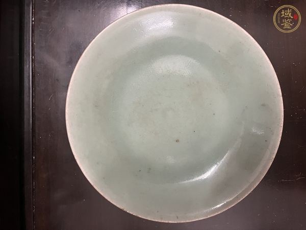 古玩陶瓷豆青釉盤真品鑒賞圖