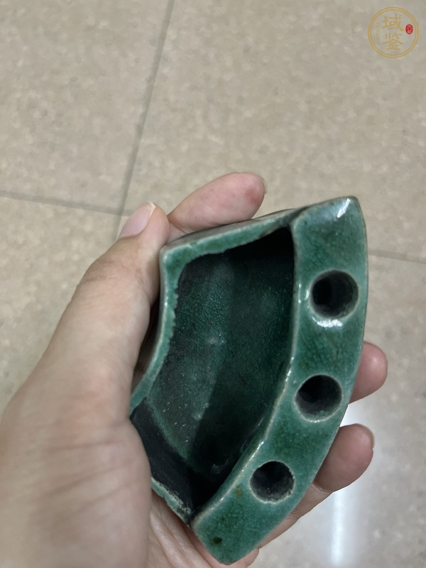 古玩陶瓷綠釉文房真品鑒賞圖