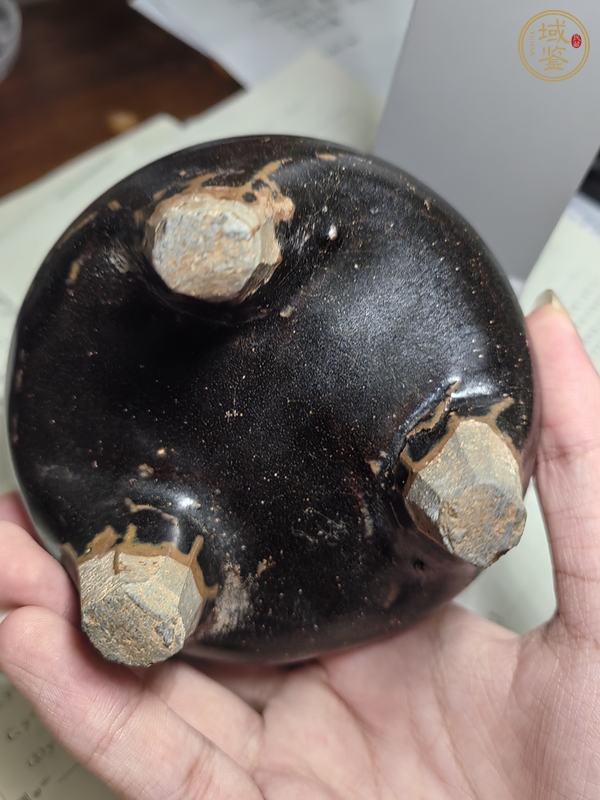 古玩陶瓷贛州窯黑釉鬲式爐真品鑒賞圖