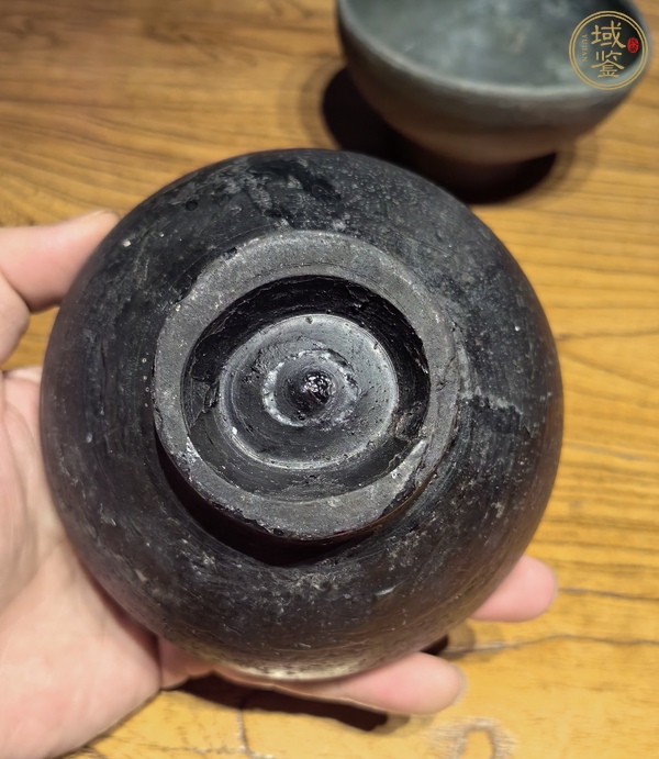 古玩陶瓷黑陶茶盞真品鑒賞圖