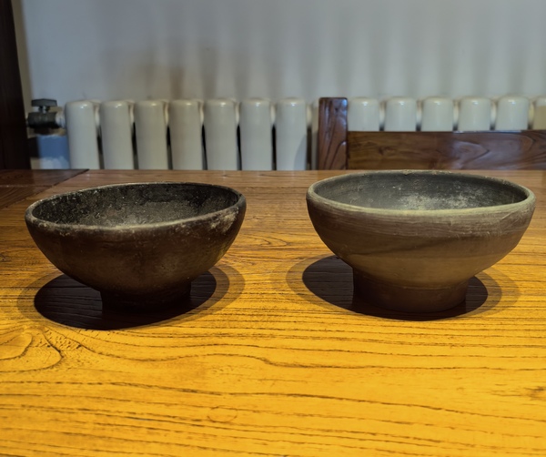 古玩轉(zhuǎn)賣元黑陶茶盞拍賣，當(dāng)前價(jià)格586元