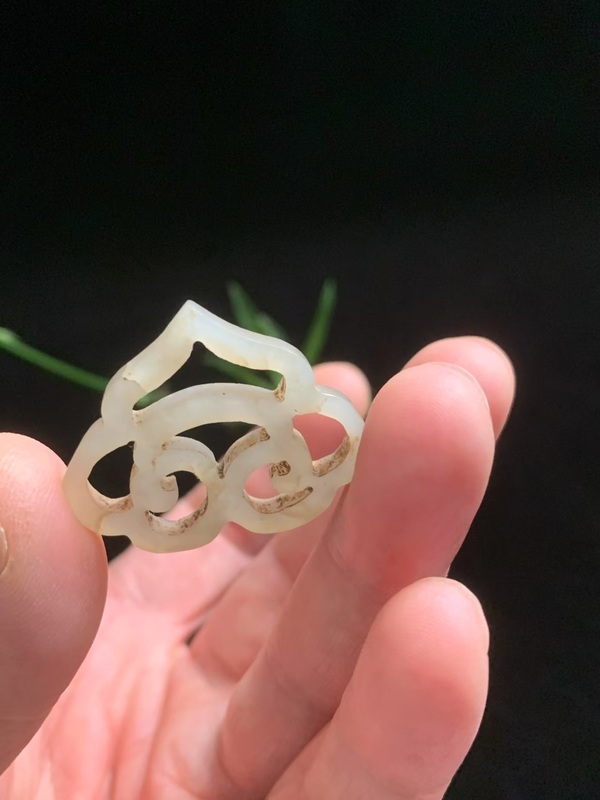 古玩玉器清代和田玉雕“如意佩”拍賣(mài)，當(dāng)前價(jià)格4200元