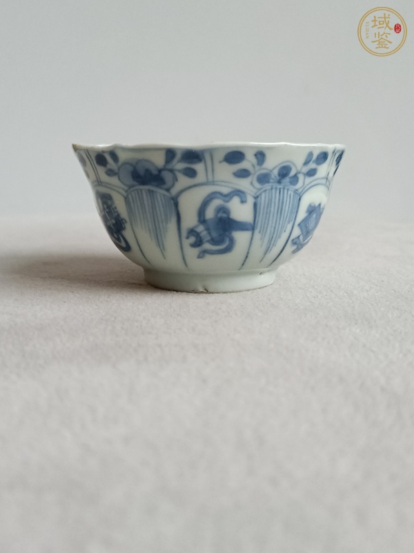 古玩陶瓷青花小碗真品鑒賞圖