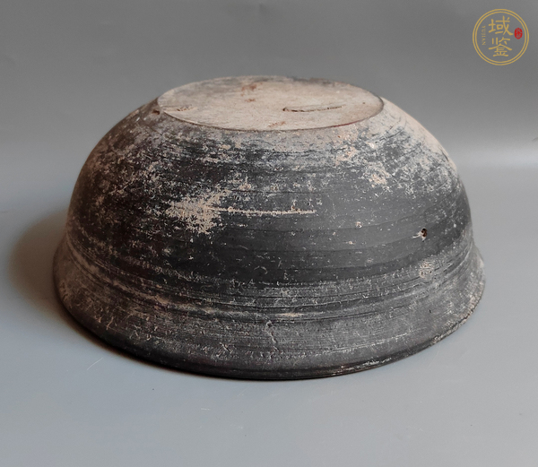 古玩陶瓷黑陶大碗真品鑒賞圖