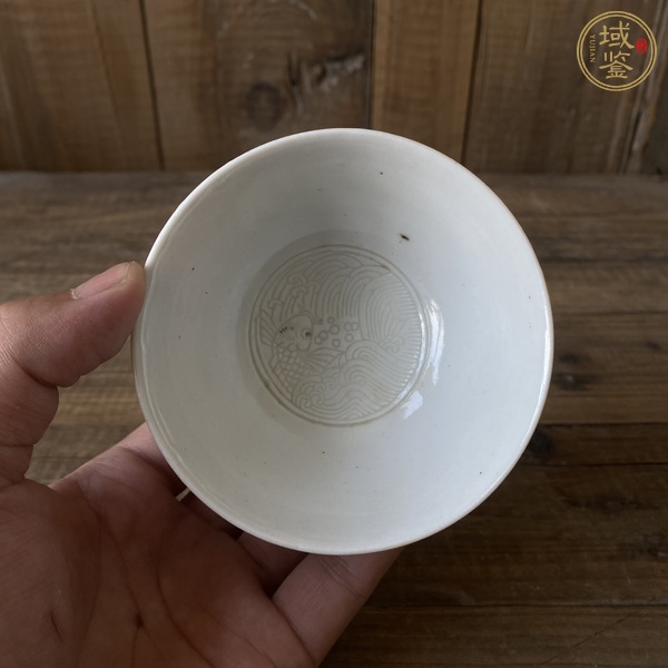 古玩陶瓷民國粉彩杯真品鑒賞圖