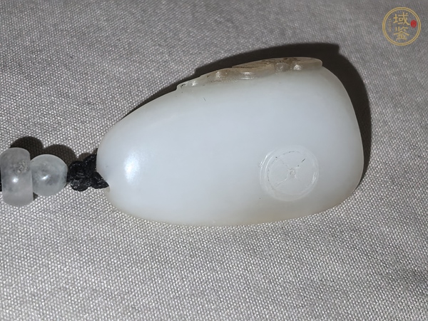 古玩玉器和田玉隨性掛件真品鑒賞圖