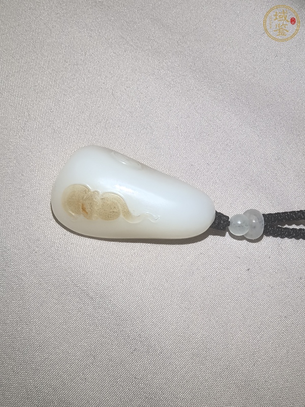 古玩玉器和田玉隨性掛件真品鑒賞圖