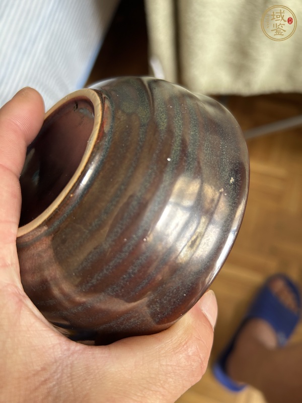 古玩陶瓷窯變釉小碗真品鑒賞圖