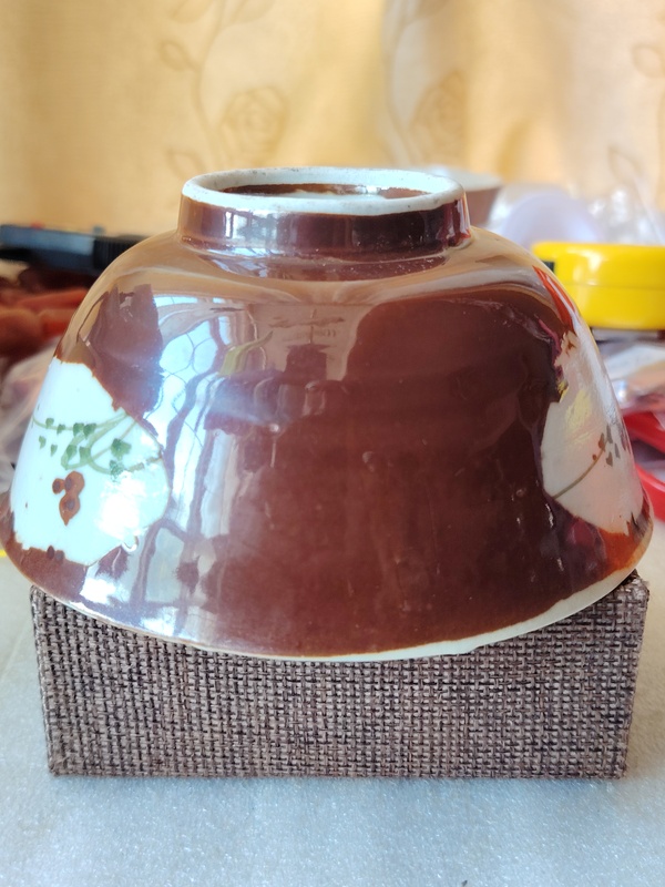 古玩陶瓷紫金釉開光彩繪花卉紋茶碗拍賣，當(dāng)前價格110元