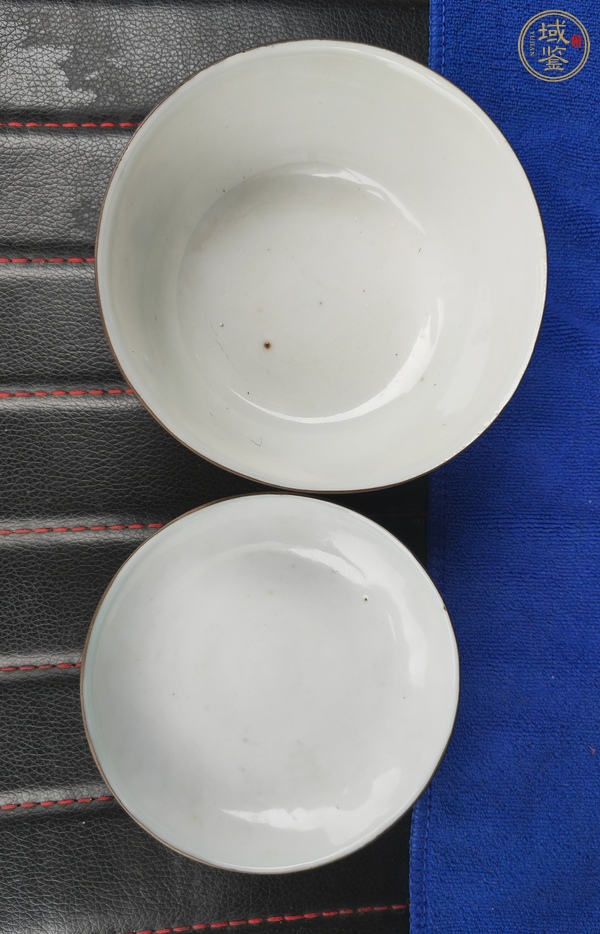 古玩陶瓷青花皮球花紋蓋碗真品鑒賞圖