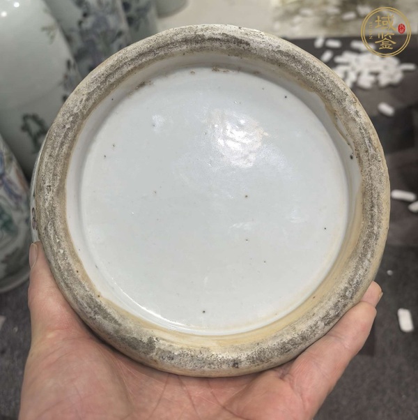 古玩陶瓷人物花鳥蝶紋廣彩瓶真品鑒賞圖