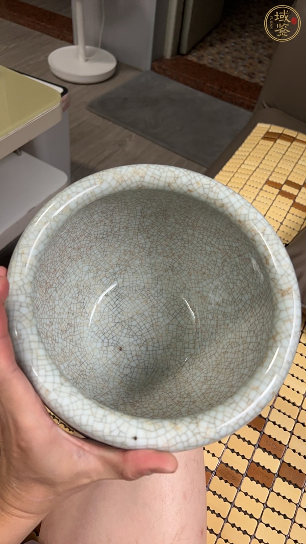 古玩陶瓷哥窯缸真品鑒賞圖