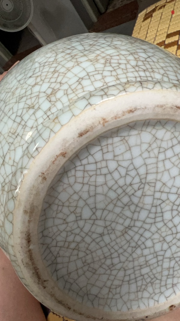 古玩陶瓷哥窯缸真品鑒賞圖