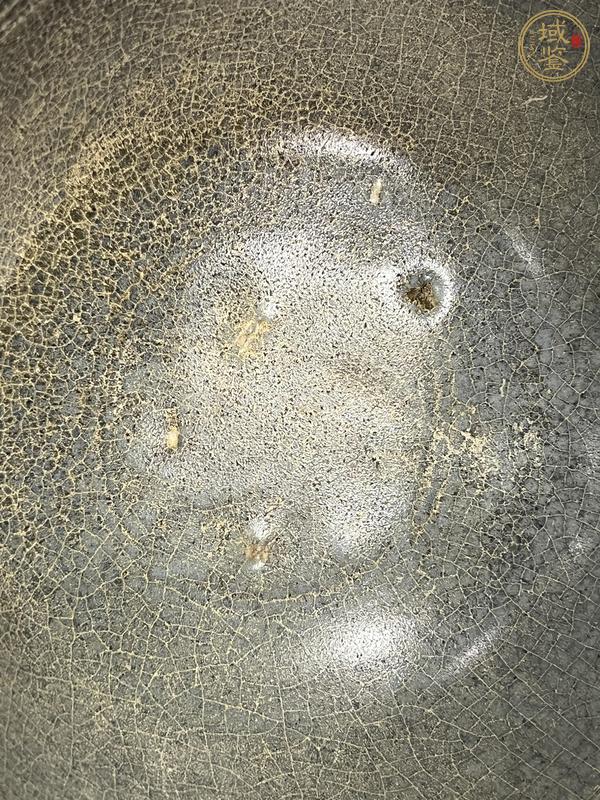 古玩陶瓷青釉仰蓮紋碗真品鑒賞圖