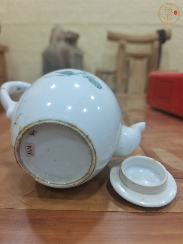 古玩陶瓷民國 釉中彩茶壺真品鑒賞圖