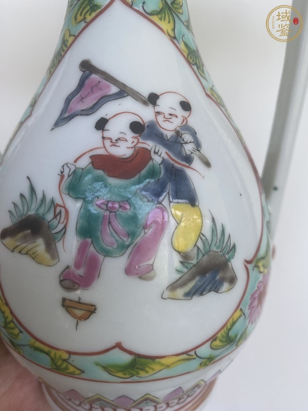 古玩陶瓷民國粉彩壺真品鑒賞圖