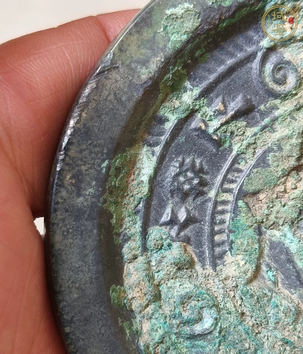 古玩銅器銅鏡真品鑒賞圖
