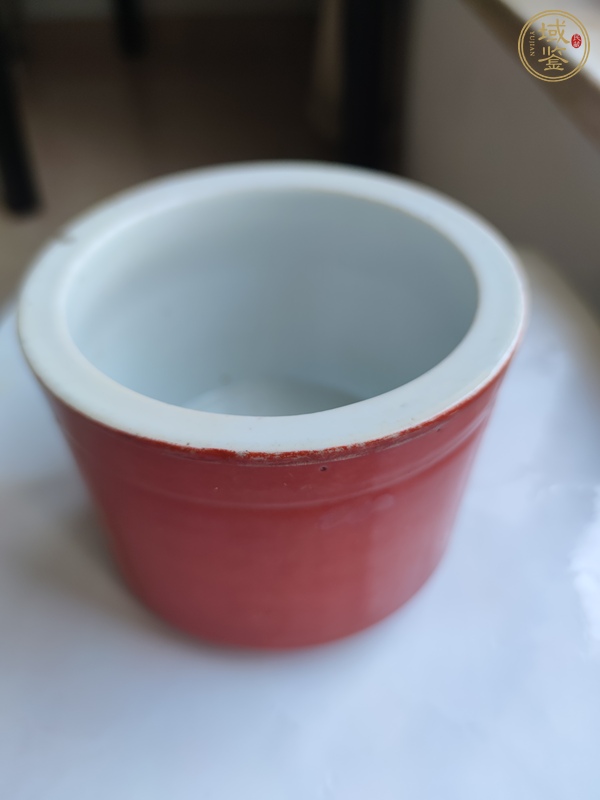 古玩陶瓷珊瑚紅釉描金圈足筒式香爐真品鑒賞圖