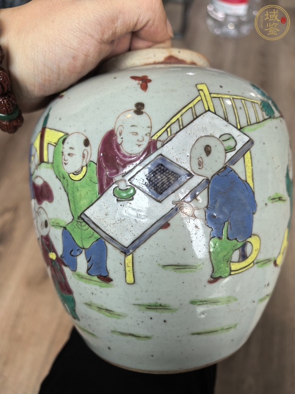 古玩陶瓷嬰戲紋粉彩罐真品鑒賞圖