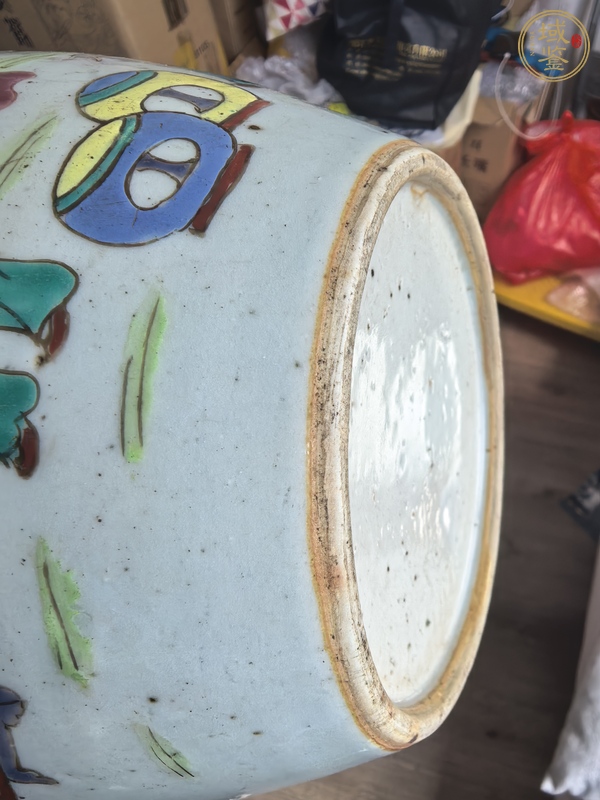 古玩陶瓷嬰戲紋粉彩罐真品鑒賞圖