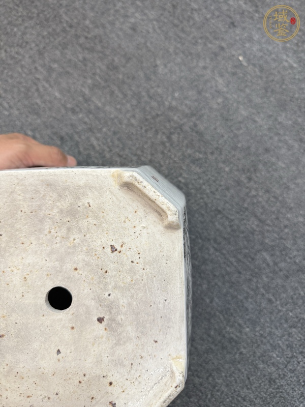 古玩陶瓷墨彩花盆真品鑒賞圖