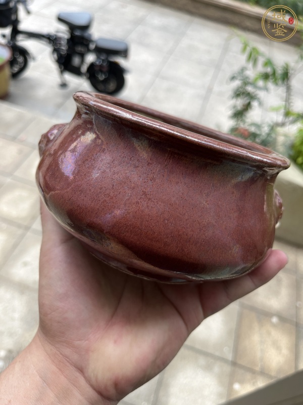 古玩陶瓷石灣窯紅釉雙獸耳爐真品鑒賞圖