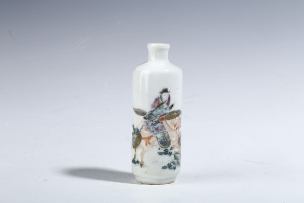 古玩陶瓷晚清·粉彩馭馬圖鼻煙壺拍賣，當前價格2144元