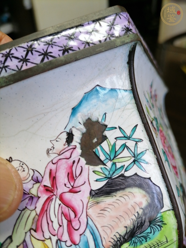 古玩陶瓷銅胎畫琺瑯彩人物紋六方盆真品鑒賞圖