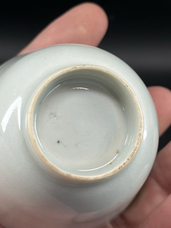 古玩陶瓷白釉杯一對拍賣,當(dāng)前價格1200元