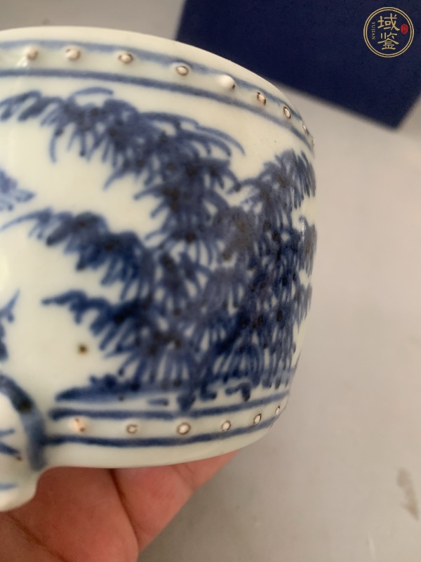古玩陶瓷歲寒三友松竹梅青花三足筒式香爐真品鑒賞圖