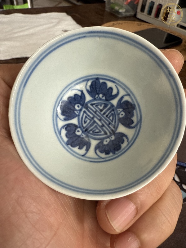 古玩陶瓷青花杯真品鑒賞圖