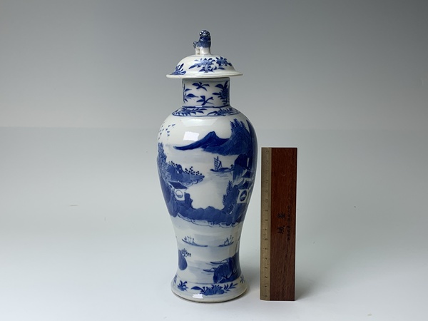 古玩陶瓷清晚期·青花山水風(fēng)景紋將軍罐拍賣，當(dāng)前價(jià)格2394元