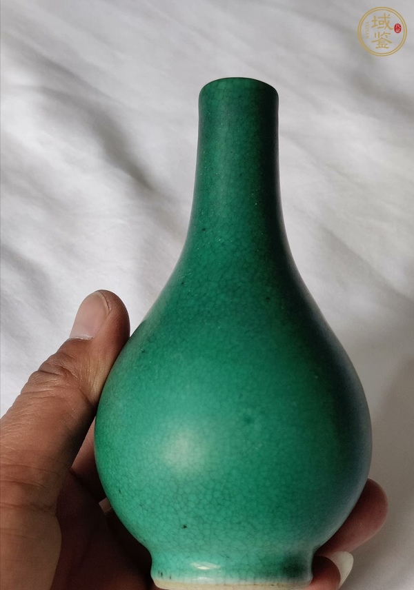 古玩陶瓷綠哥釉膽瓶真品鑒賞圖