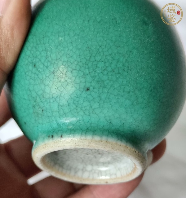 古玩陶瓷綠哥釉膽瓶真品鑒賞圖