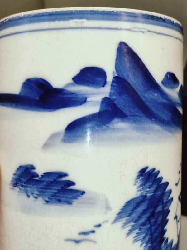 古玩陶瓷民國(guó)，山水人物紋青花開片筆筒拍賣，當(dāng)前價(jià)格380元