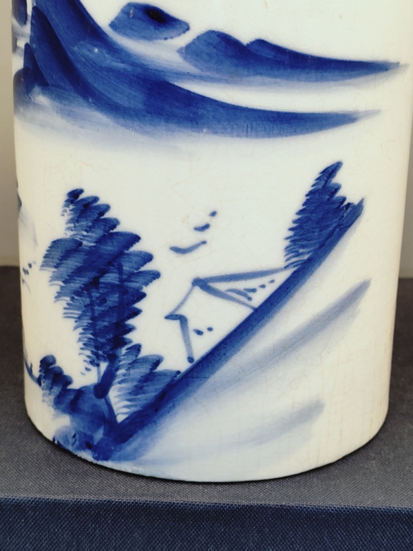 古玩陶瓷民國(guó)，山水人物紋青花開片筆筒拍賣，當(dāng)前價(jià)格380元