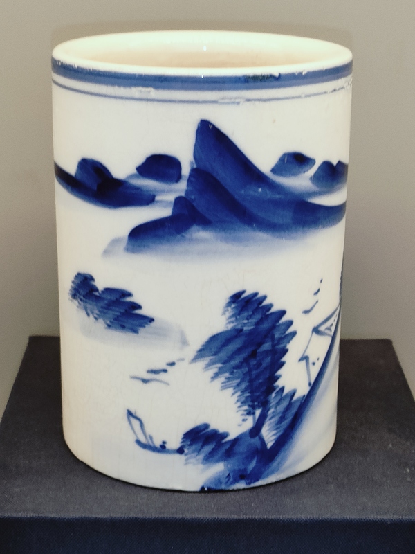 古玩轉(zhuǎn)賣民國(guó)，山水人物紋青花開(kāi)片筆筒拍賣，當(dāng)前價(jià)格380元