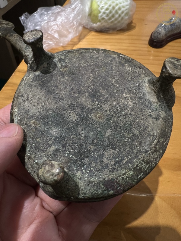 古玩銅器青銅行燈真品鑒賞圖